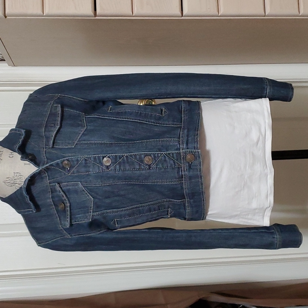 Canyon River Blues 4 pocket denim jacket size L (misses) Price ,$16 ,now.